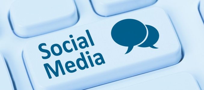 réseaux-sociaux-promouvoir-blog-seo